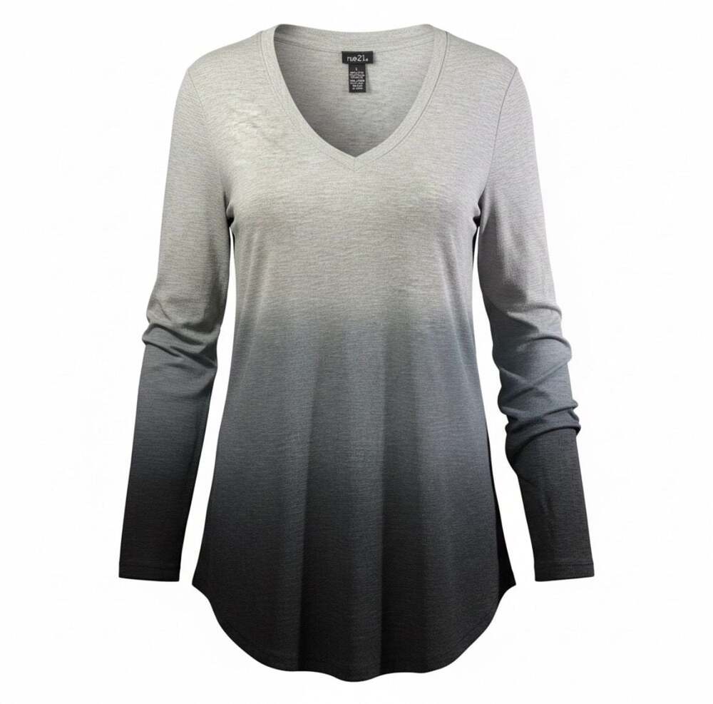 rue21 Women's Long Sleeve V-Neck Ombre Gradient Tunic Top